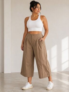 Solid Beige Drawstring Wide Leg Pants Womens Size Small
